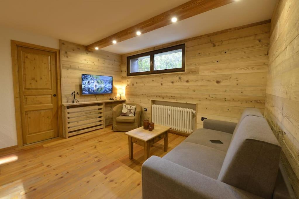 Bois Du Mont Blanc Daire Courmayeur Dış mekan fotoğraf